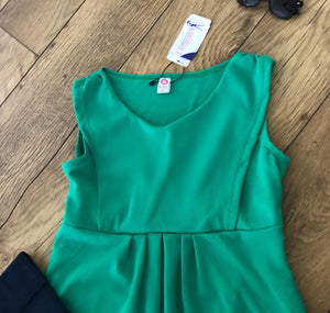 Breastfeeding Nursing Fashionably Pregnant Smart green dress sleeveless