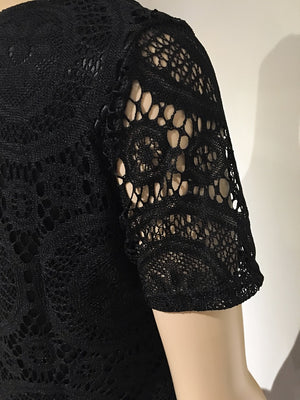 Fashionably Pregnant Black Tunic Top Blouse short sleeve lace