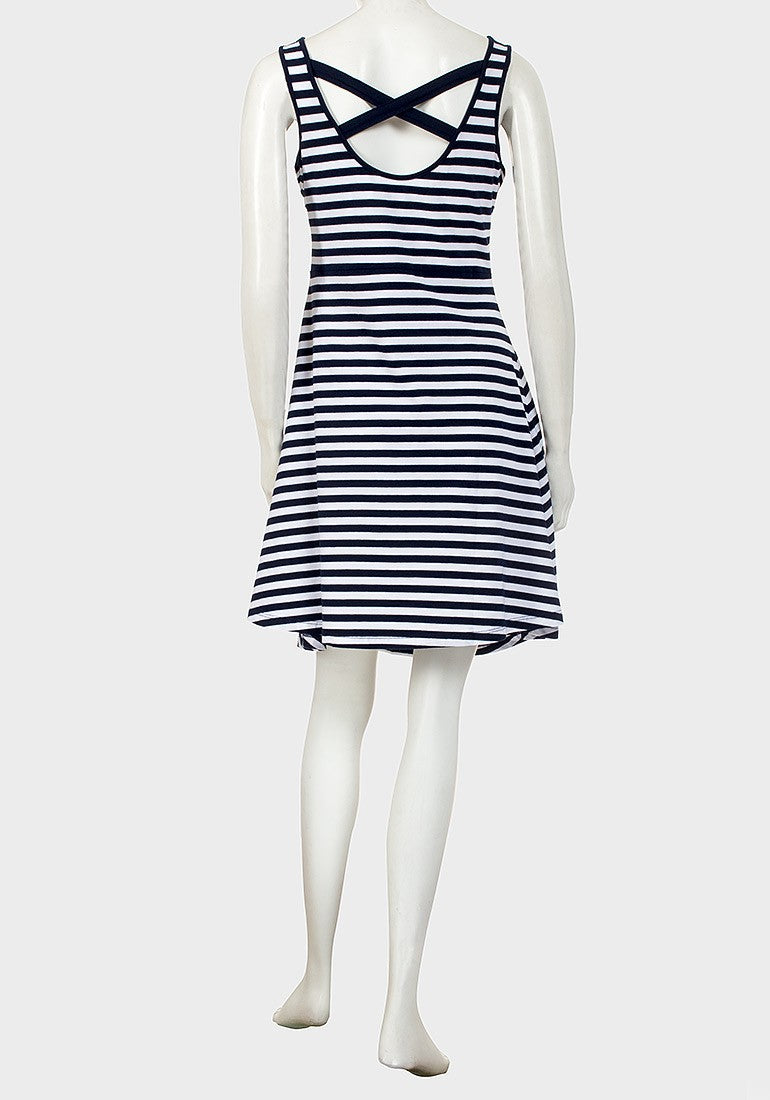 Fashionably Pregnant Online Maternity and Nursing Boutique U.K Free delivery. Specialists in Maternity and Breastfeeding fashionable clothes for pregnancy and beyond. Maternity Dresses, Maternity Tops, Special Occasion, Maternity Jeans, Baby Shower Dresses, Maternity Wedding Guest. UK based independent business summer dress cotton